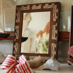 Henry's Petite Mirror