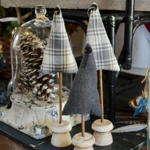 Haberdashery Handmade Trees/Set of 3