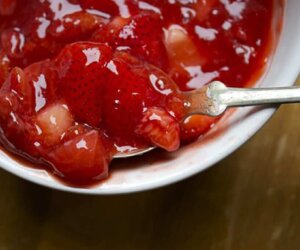 Country House Strawberry Sauce